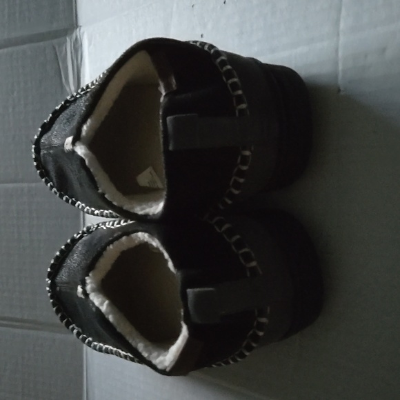 EverFoams Men's Suede Memory Foam Moccasin Slippers W/Fuzzy Sherpa Lining Size 9 - Picture 3 of 8